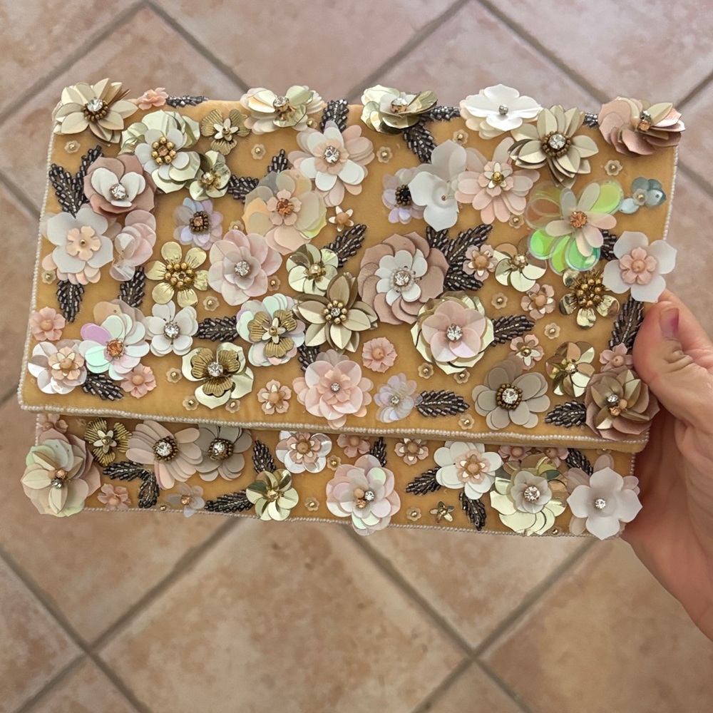 Lulu's Floral Embellished Clutch - Tan and Cream